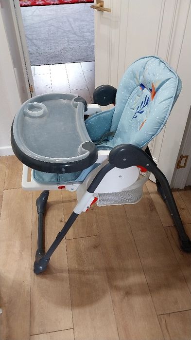 Детский стол для кормления