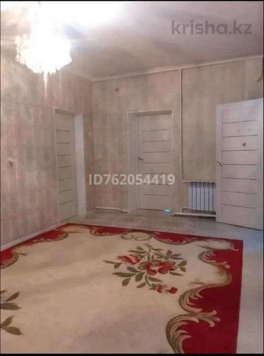 станция. Жетібайдан үш бөлмелі үй сатамын.