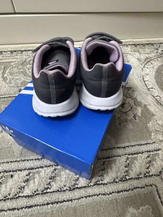 Кроссовки Adidas оригинал