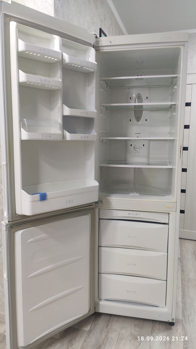 Продам холодильник LG
