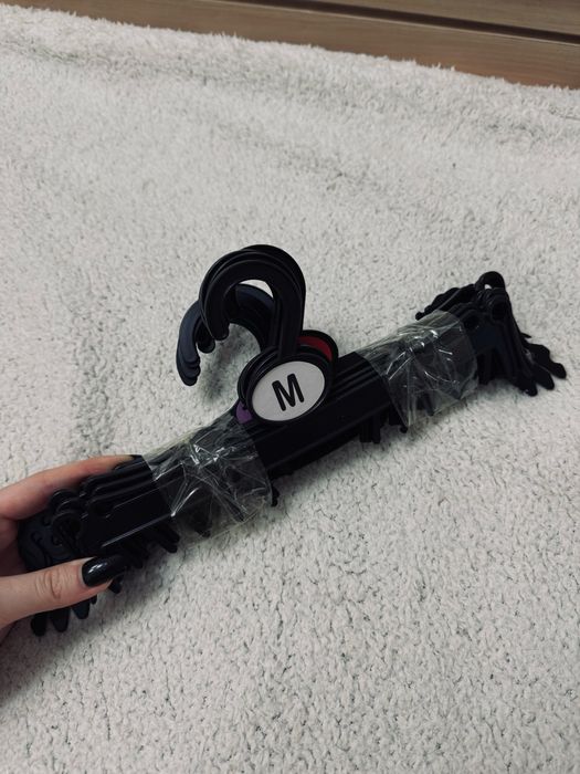 Вешалки для вещей