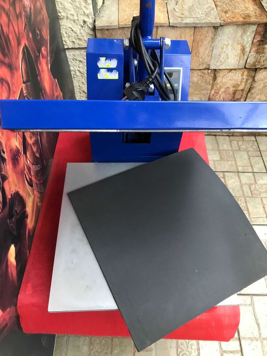 Термо преса за тениски