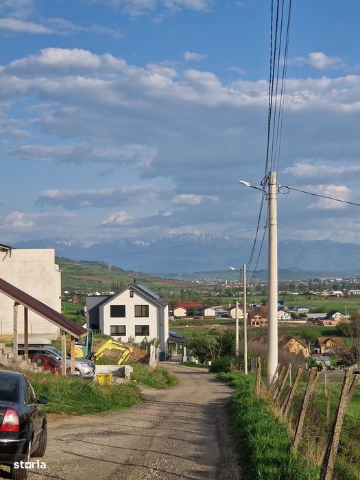 Teren intravilan 1250 mp cu priveliște superbă - Sura Mare