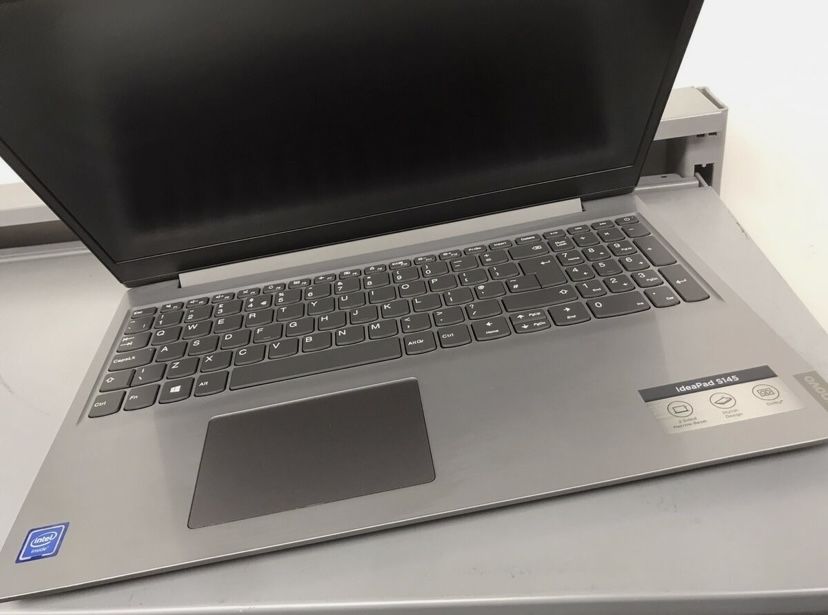 Laptop Lenovo IdeaPad S145-15IWL cu procesor Intel