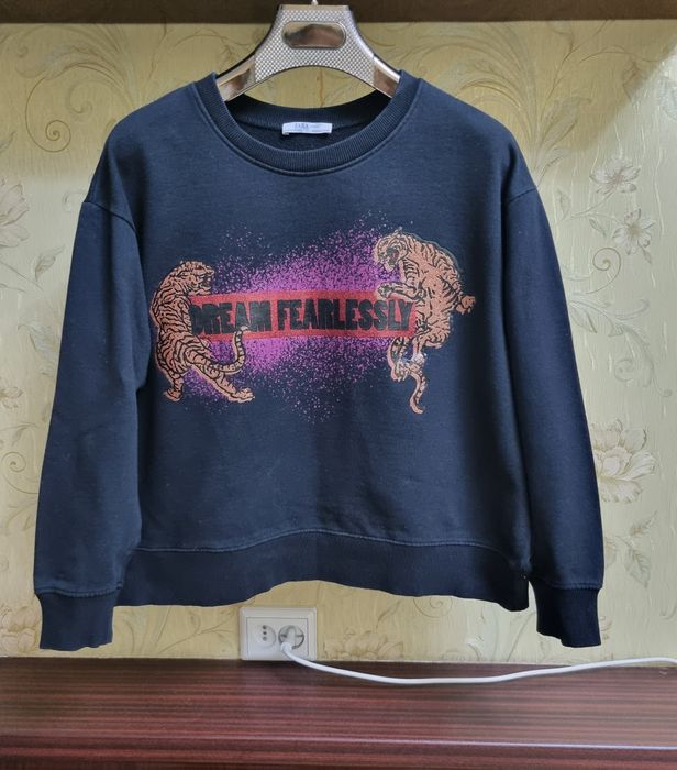 Женские одежды худи рубашки