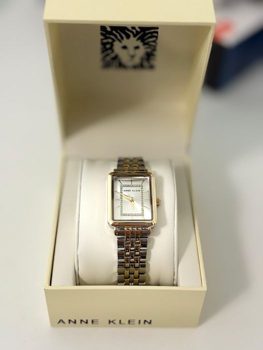 продам часы новые