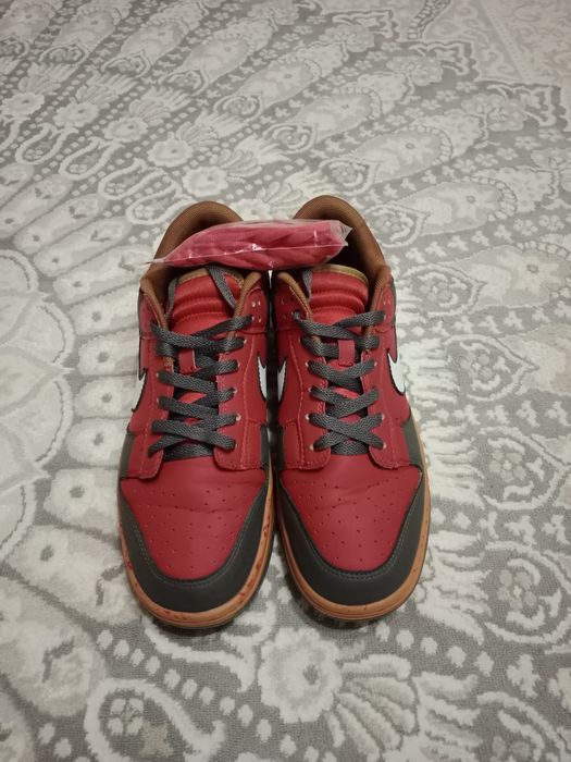 Продам кроссовки Nike