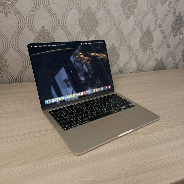 MacBook Air 13-inch