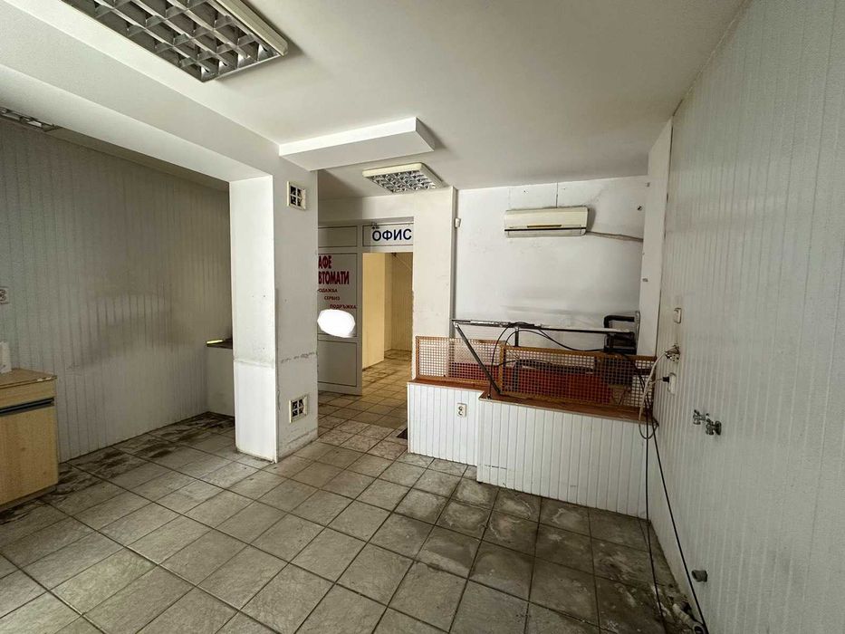 Продава се Магазин в Пловдив, Кършияка - 68 кв.м за 765 €/кв.м - Снимка #1