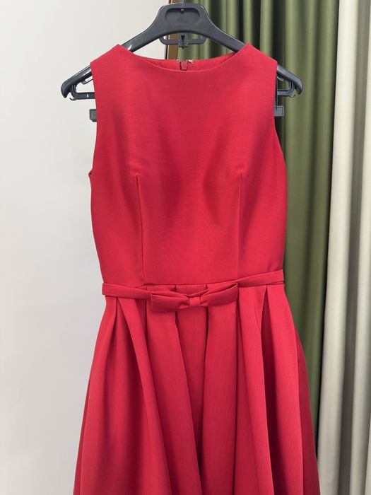 Коктейльное платье