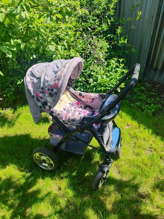 Коляска в хорошем состоянии