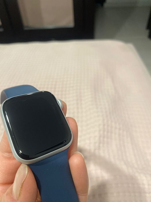 Vând ceas Apple SE(2023) 44mm