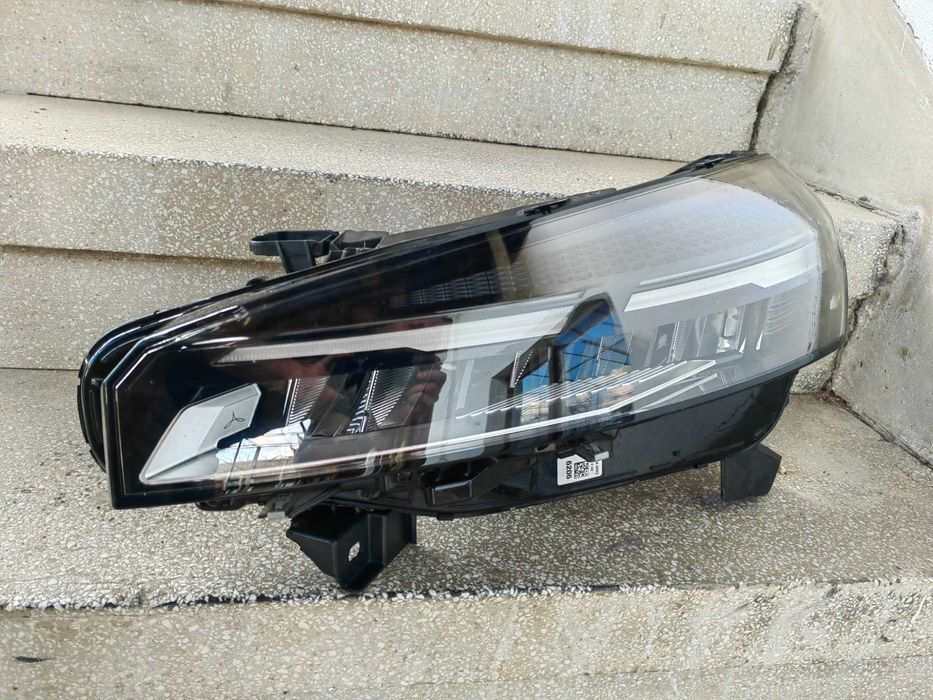 Фар Renault Clio 5 23г. ляв / Фар Рено Клио 23г. Оригинален