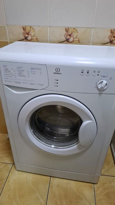 Продам стиральную машину