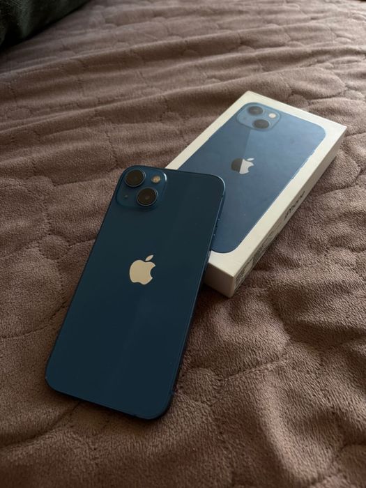 Iphone 13 blue color
