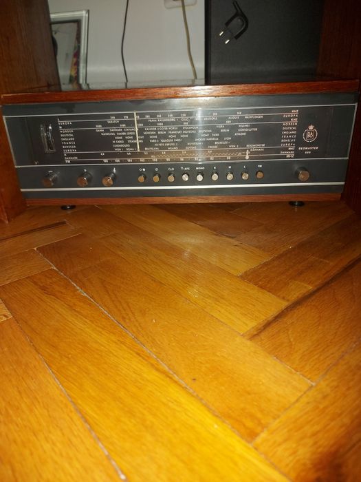 Vintage de colecție sistem Royal Bang&Olufsen Beomaster 900 și boxe