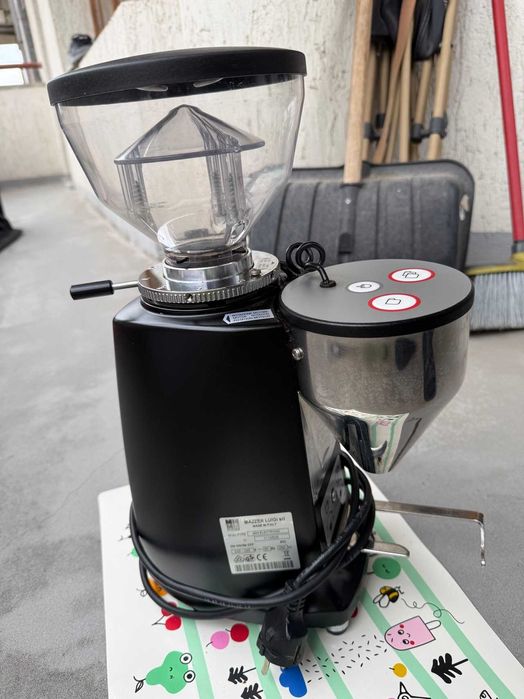 Кафемелачка Mazzer Mini Electronic, с нови оригинални ножове