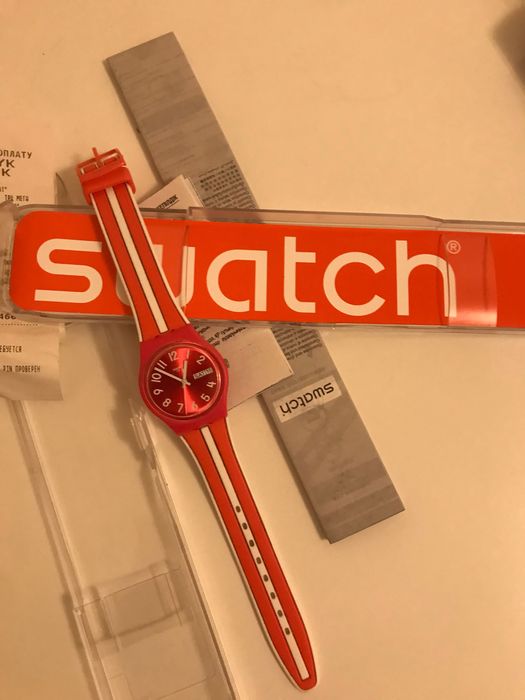 Swatch красная площадь 3. Часы Swatch красно белый ремешок. Swatch красная площадь, 3 отзывы.