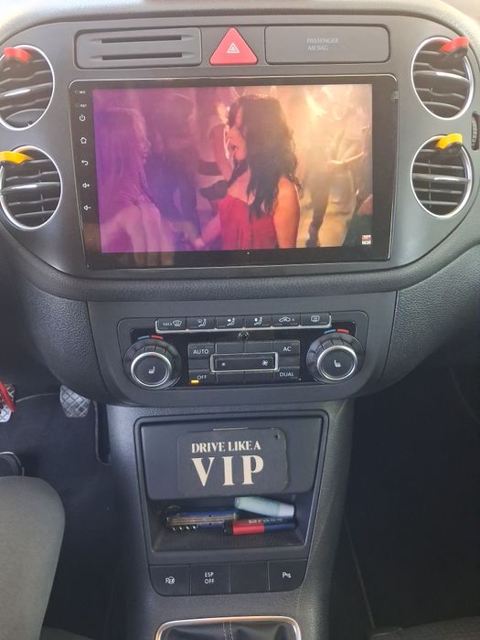Vând VW golf 6 plus 1,4 B înmatriculată RO