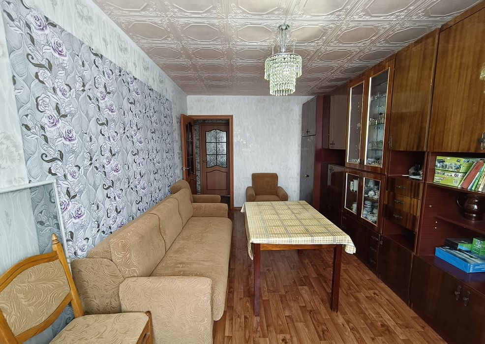 продается 2 ком  квартира