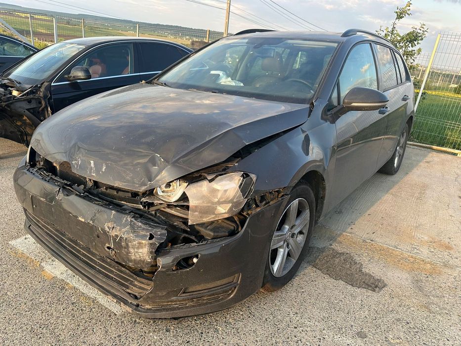 Dezmembrez / Dezmembrari / Piese / Accesorii Vw golf 7 2.0 tdi 2014 DSG break volan stanga