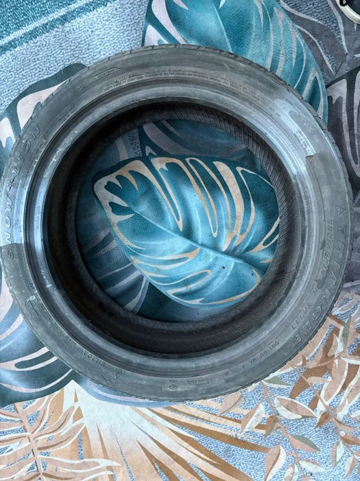 Продам б/у зимнюю резину