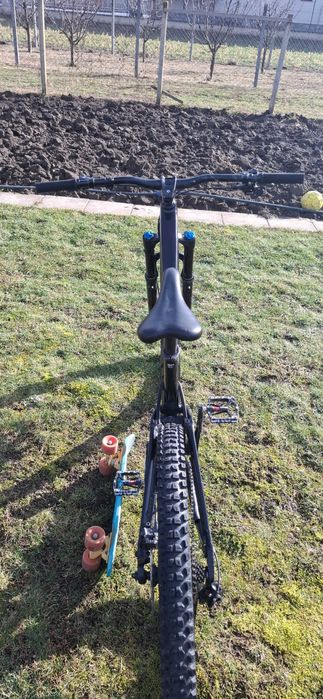 Canyon Torque ( Fox, Rockshox, Shimano]