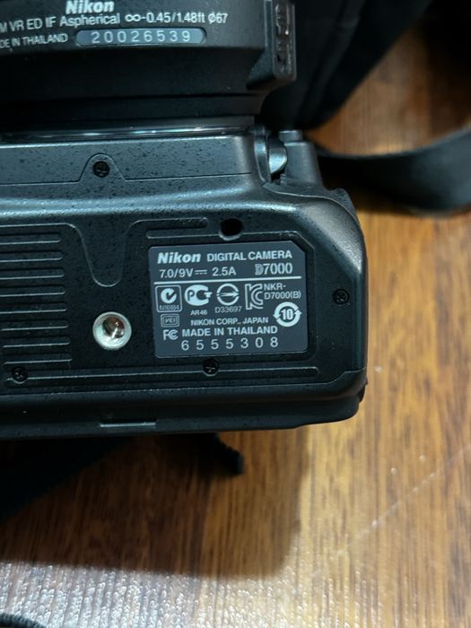 Nikon D7000 полный комплект