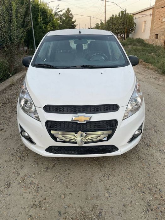 Спарк автомашинаси сотилади