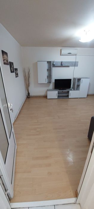 Vand apartament 3 camere in Turda