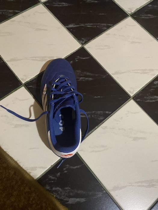 Футболни обувки Adidas