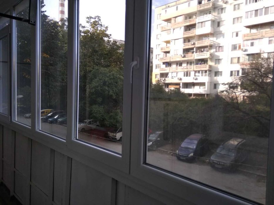 Дава се под наем Тристаен апартамент в Варна, Възраждане 1 - 71 кв.м за 510 € - Снимка #3