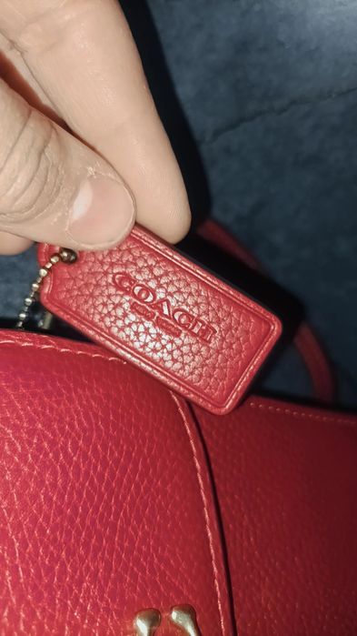 Продавам дамска чанта COACH