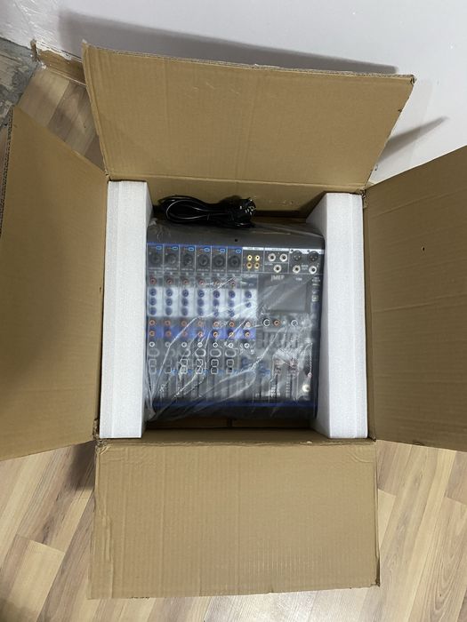 Музыкальная аппаратура Peavey