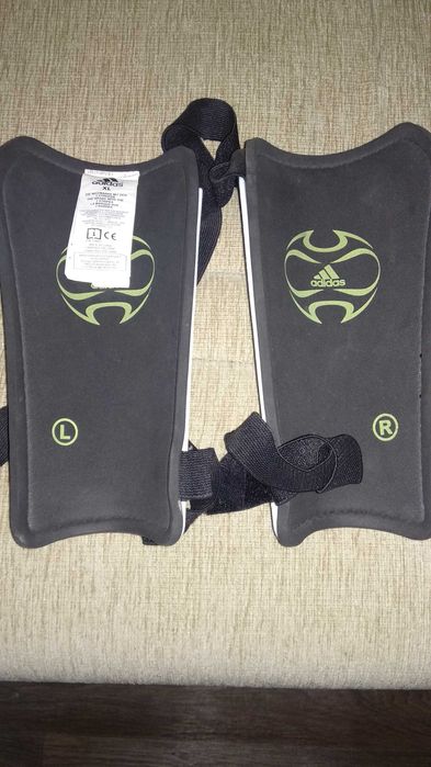 Футболни кори Adidas