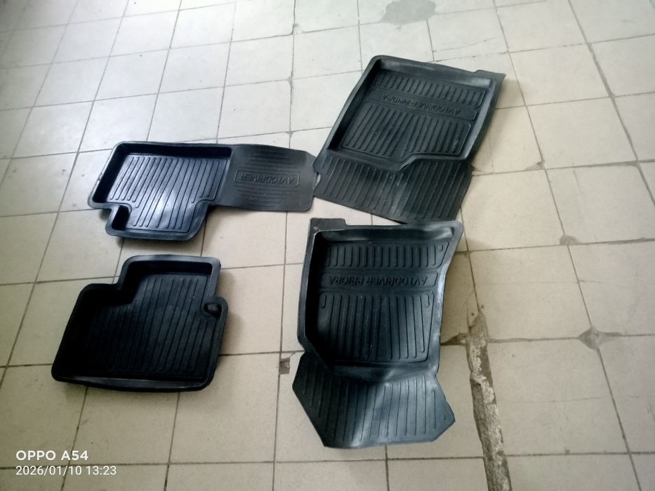 Коврики на приору