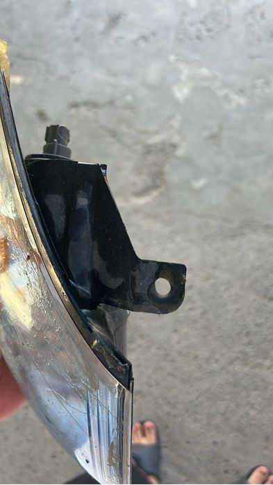 Фары на Mazda mpv v6