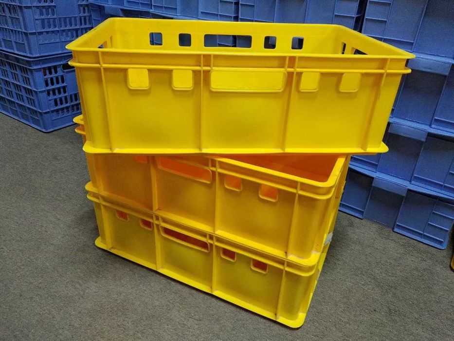 Пласмассовые ящики для мясных изделий