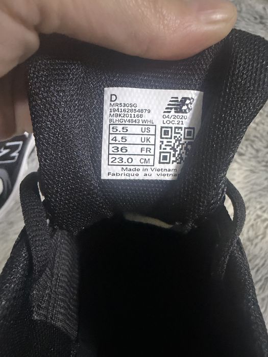 Продам новые New Balance