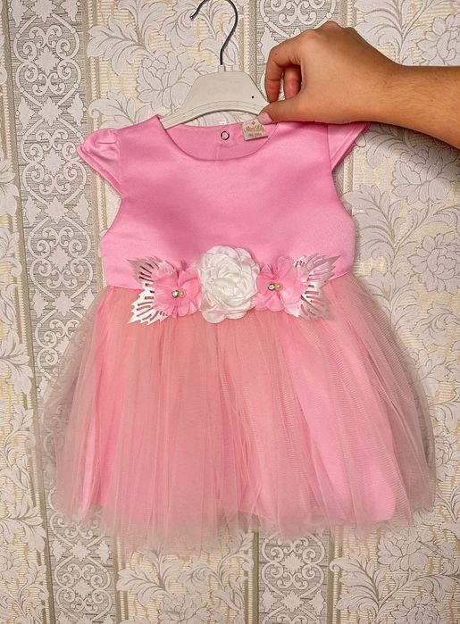 Продам платья для девочек