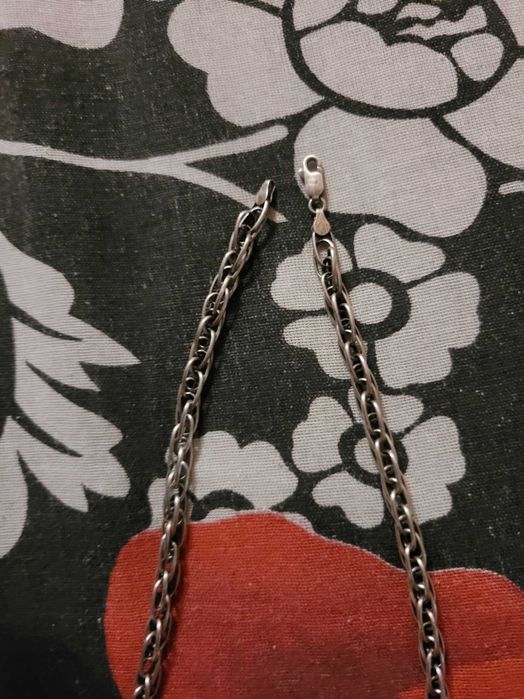 Сребърни синджири и пръстени