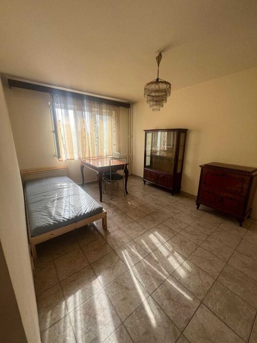 Apartament 3 camere - Calea Romanilor, de inchiriat