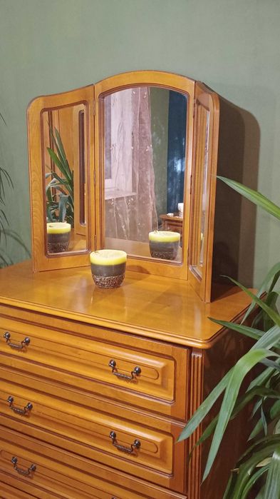 comoda Delia+oglinda triptic