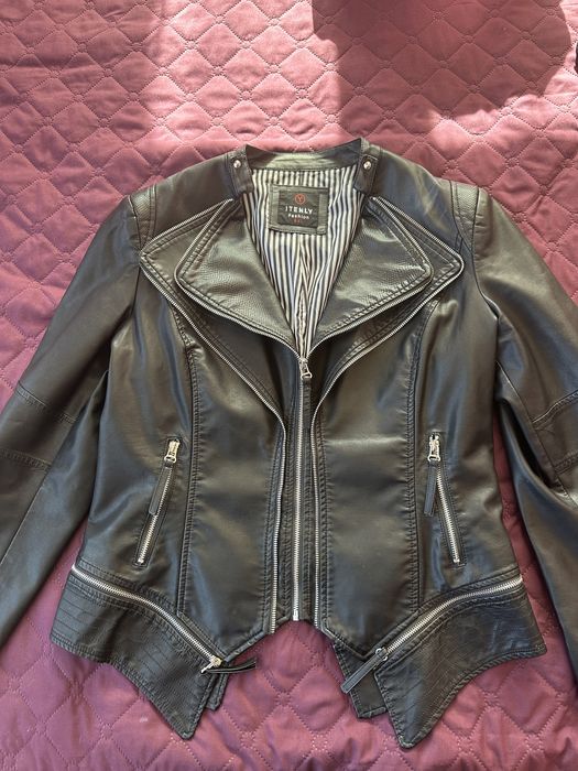 Ново кожено яке