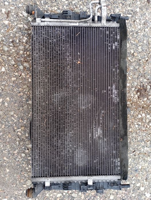 Воден и климатичен радиатор Ford C-Max 1.8i