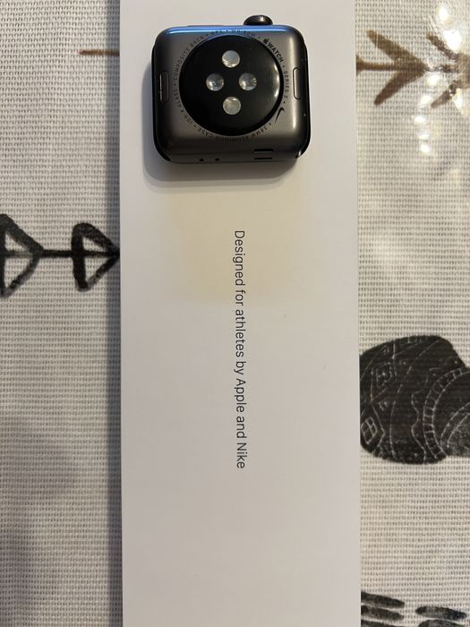 Apple watch series 3 Nike.