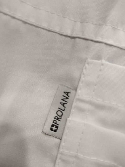 Продам медицинский белый халат