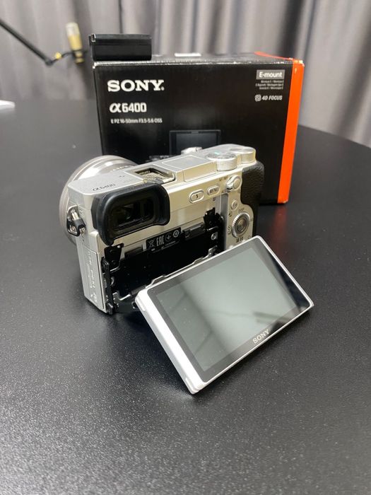 Камера Sony a6400