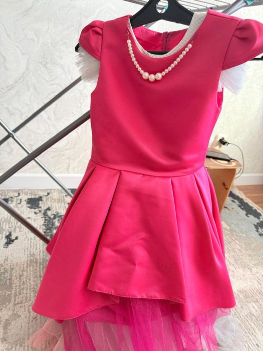 Продам.    Платье