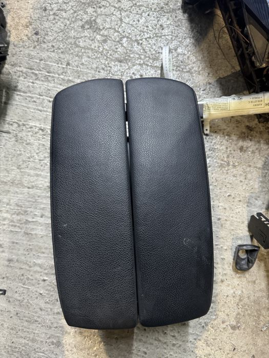 Подлакътник бмв х5 е70 bmw x5 e70 podlakatnik